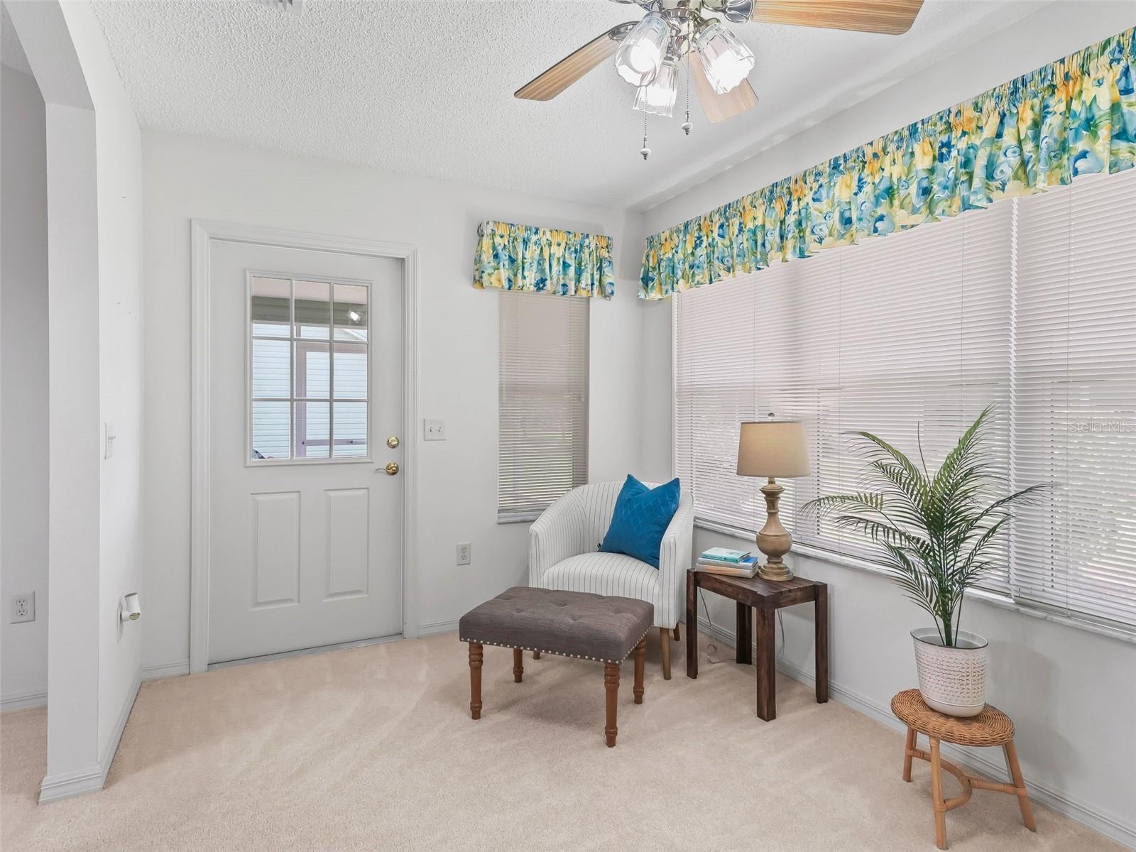 Image 10 of 19 For 17918 89th Rothway Court