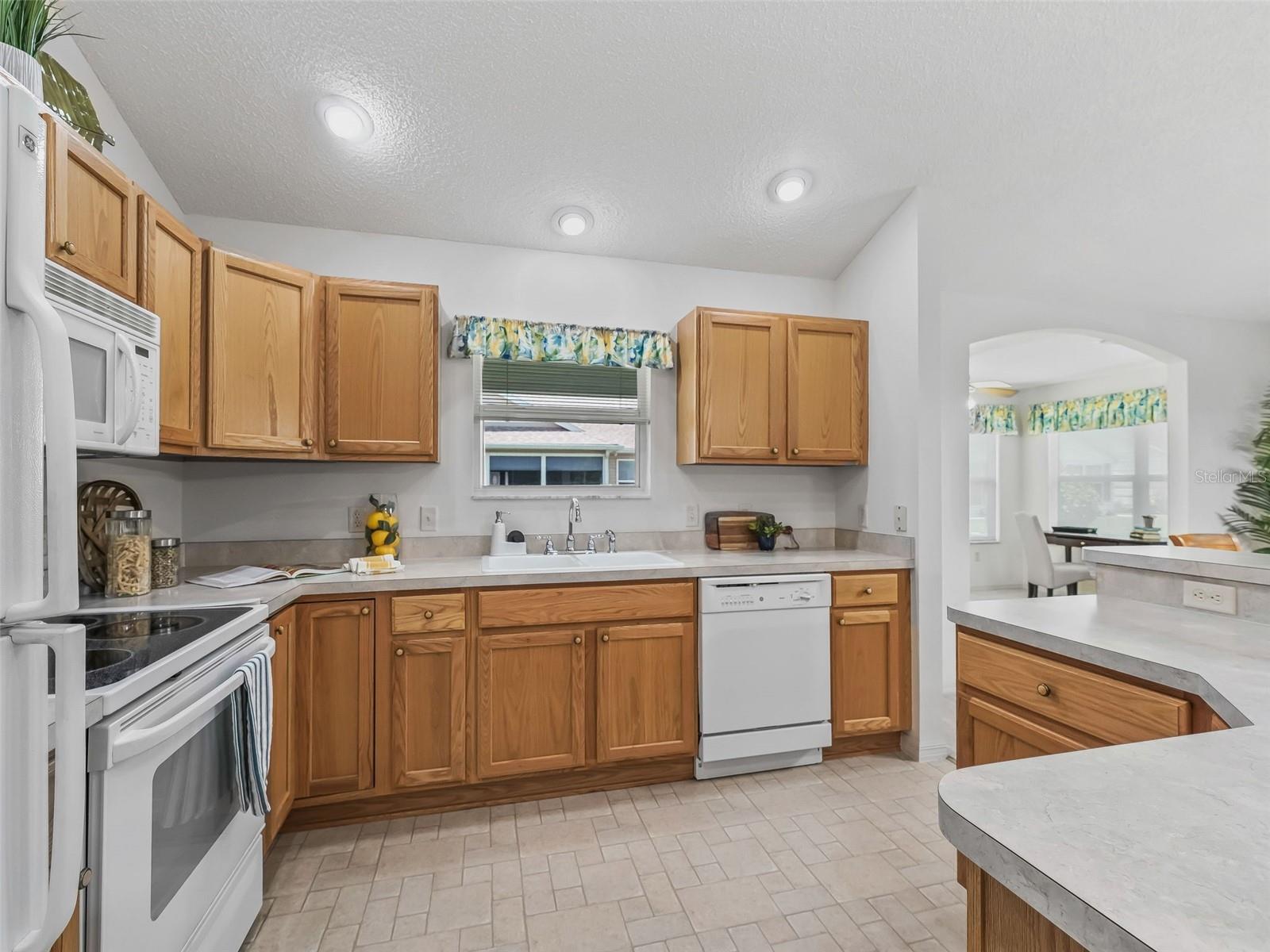 Image 8 of 19 For 17918 89th Rothway Court