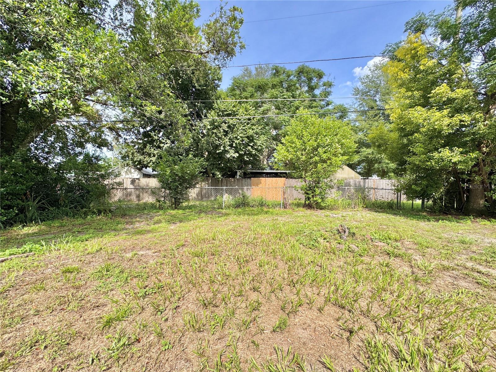 Image 28 of 35 For 2403 Nansen Avenue