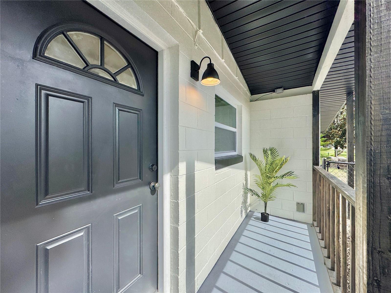 Image 4 of 35 For 2403 Nansen Avenue