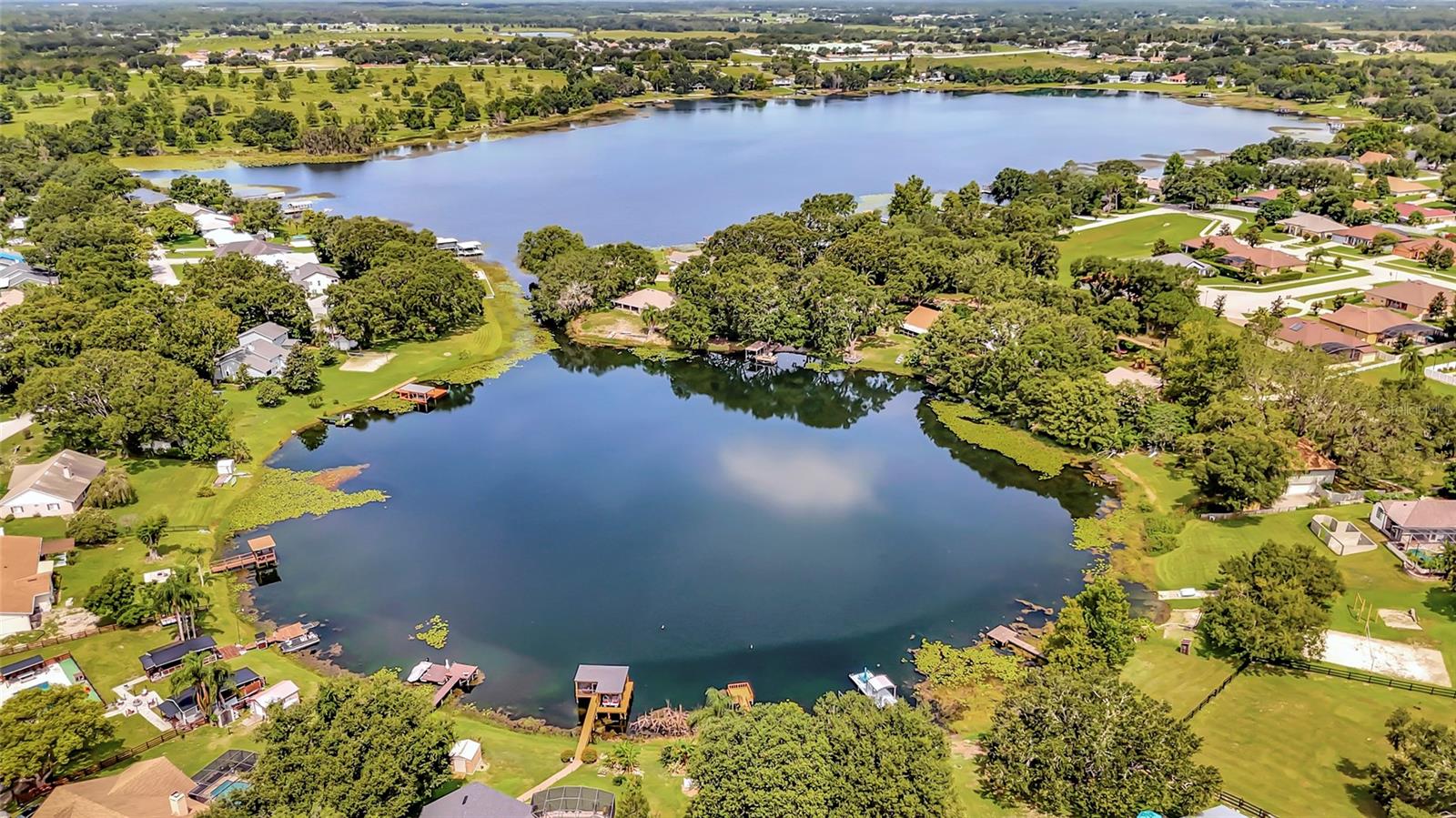 Image 33 of 42 For 9835 Lakeshore Drive