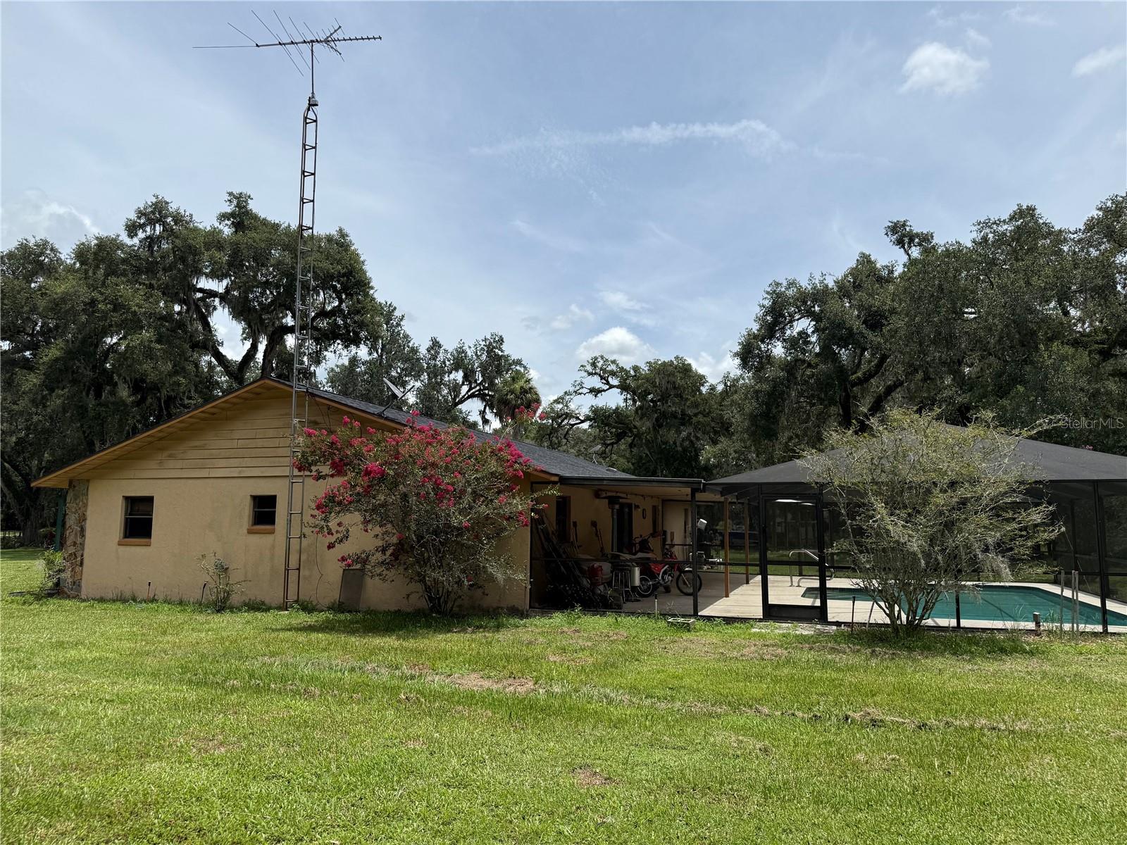 Image 11 of 100 For 2747 County Road 615