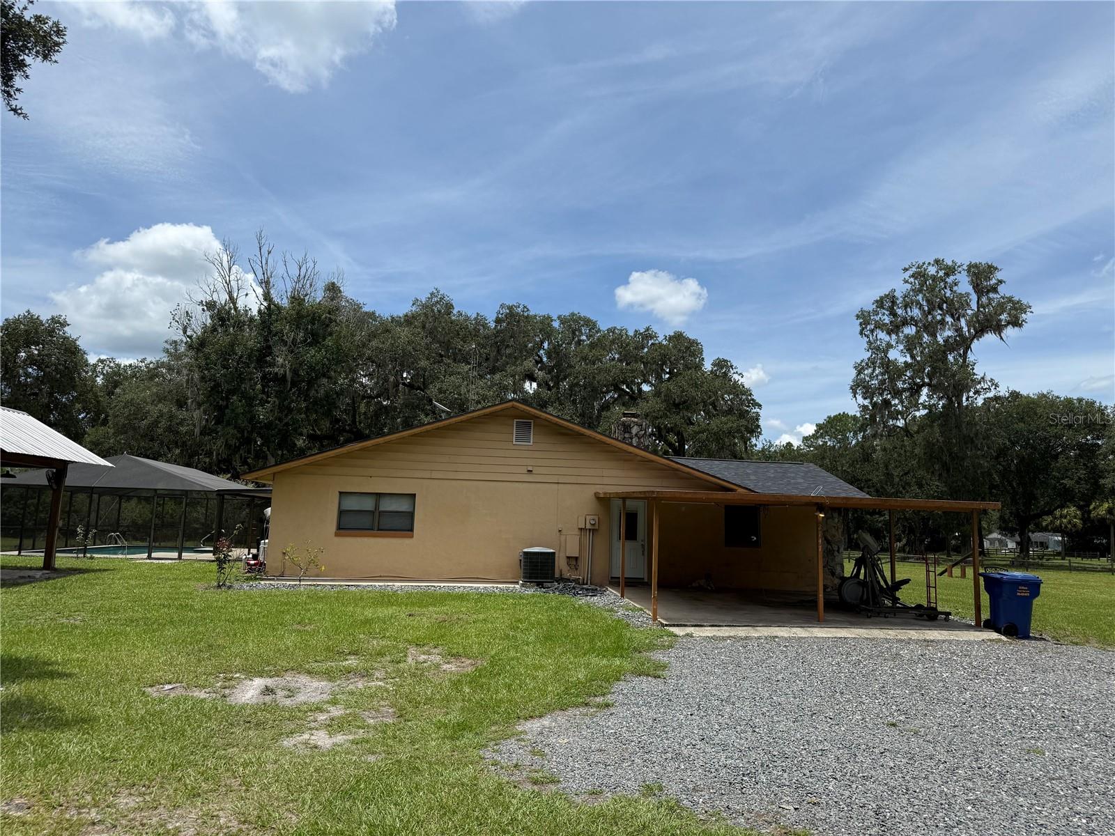 Image 17 of 100 For 2747 County Road 615