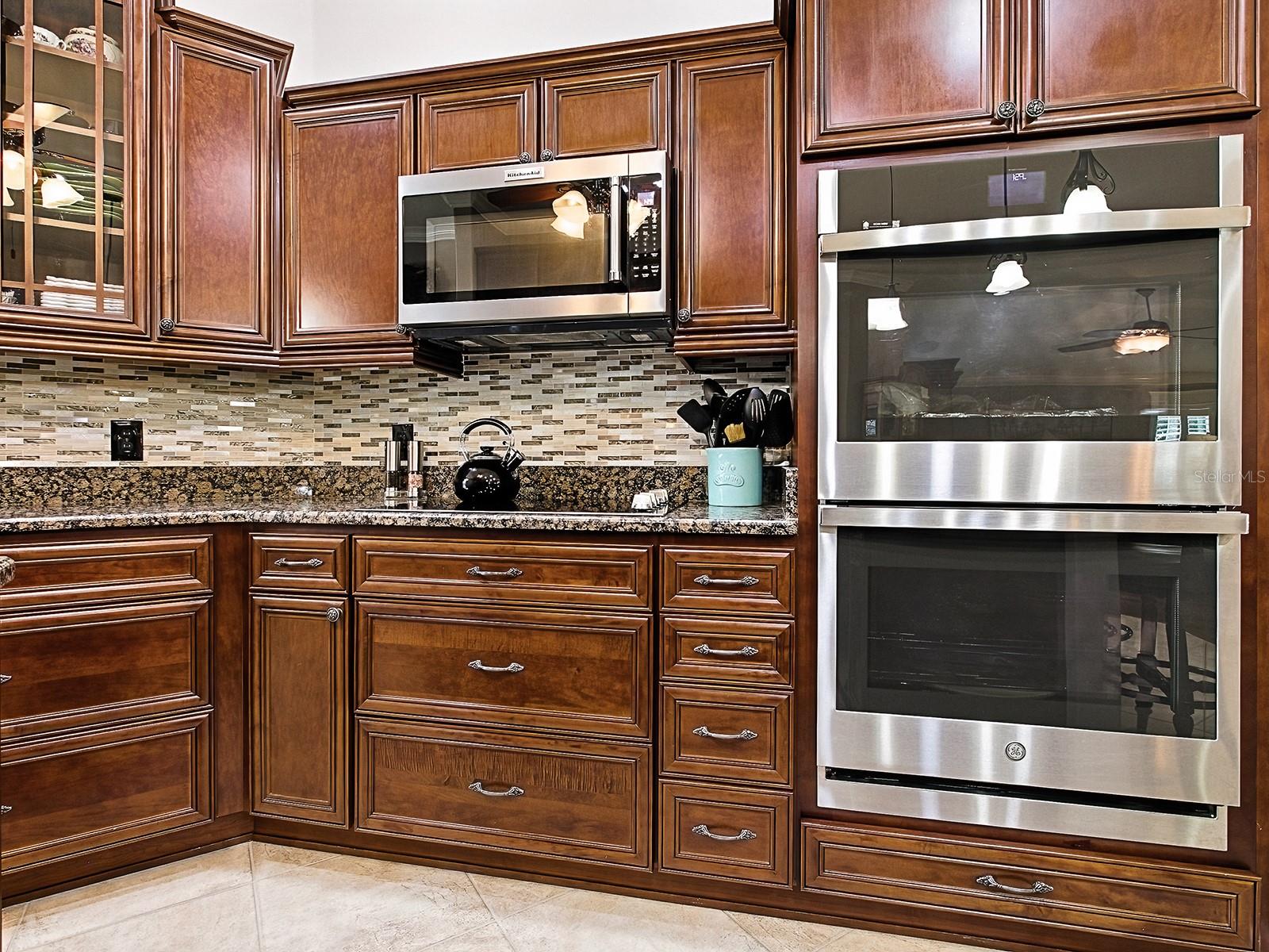 Image 12 of 51 For 2602 Montclair Lane