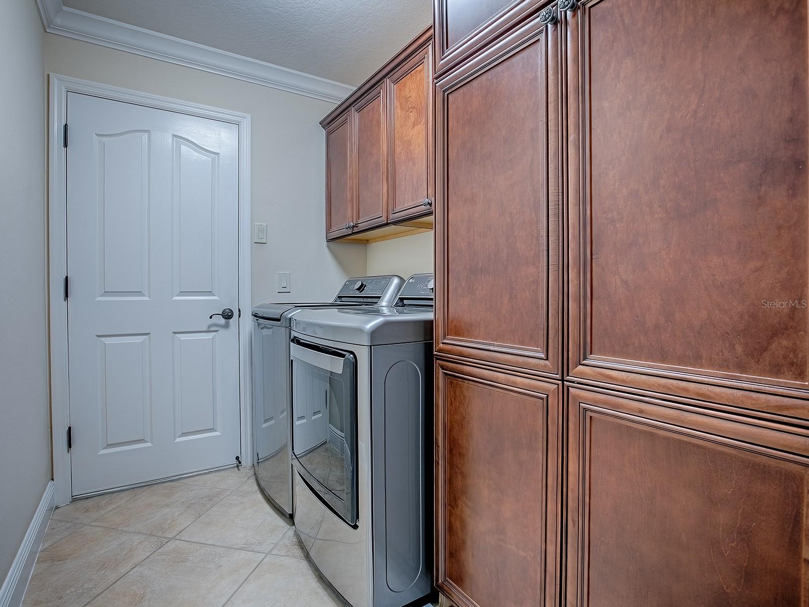 Image 16 of 51 For 2602 Montclair Lane
