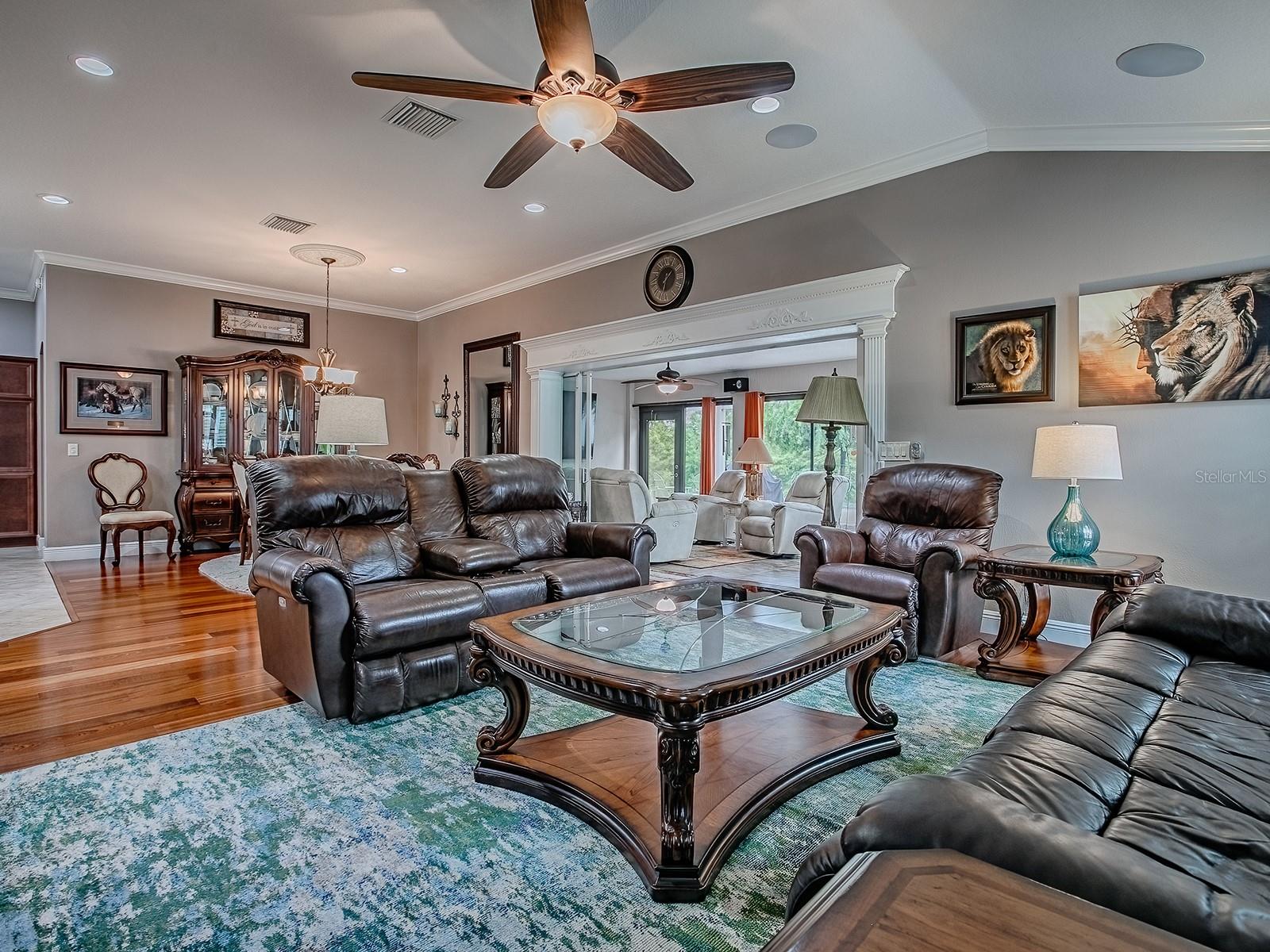 Image 20 of 51 For 2602 Montclair Lane