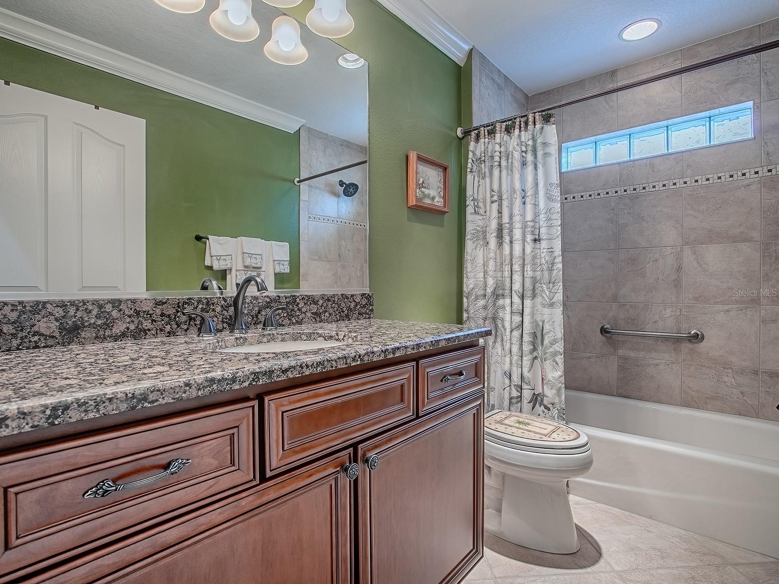 Image 30 of 51 For 2602 Montclair Lane