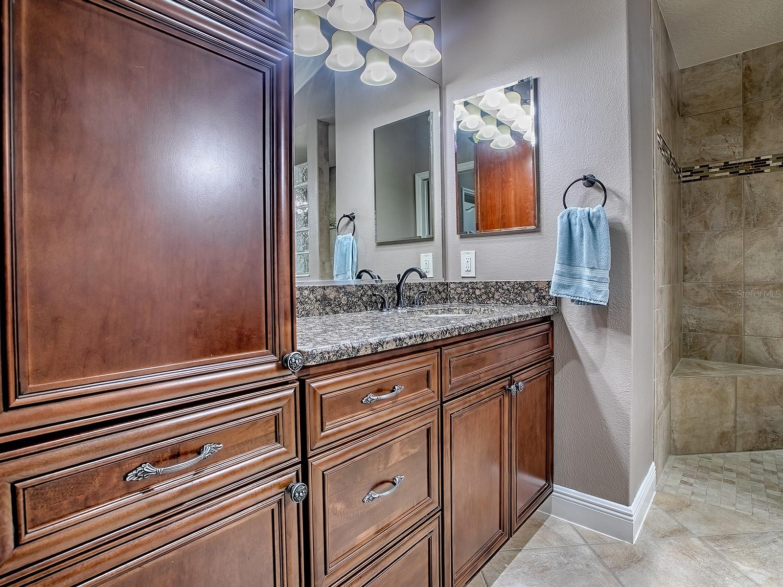 Image 37 of 51 For 2602 Montclair Lane
