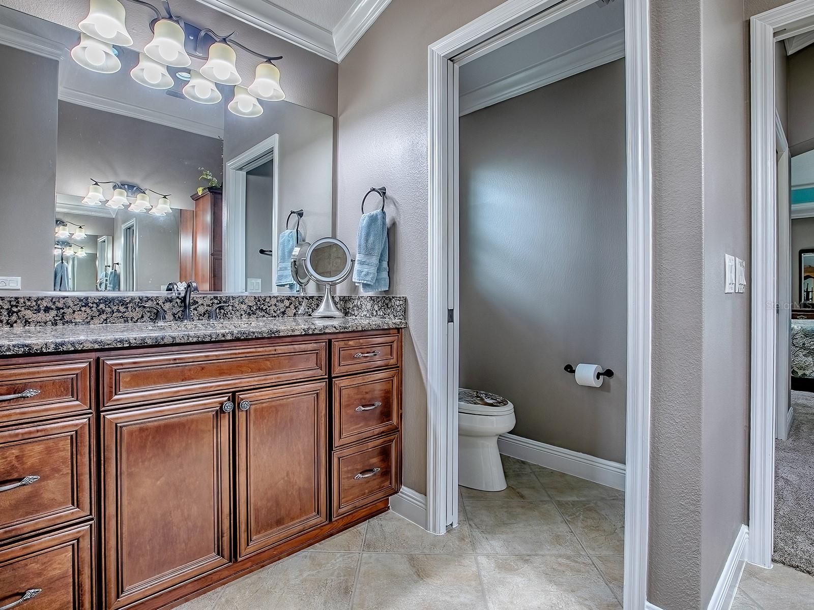 Image 40 of 51 For 2602 Montclair Lane