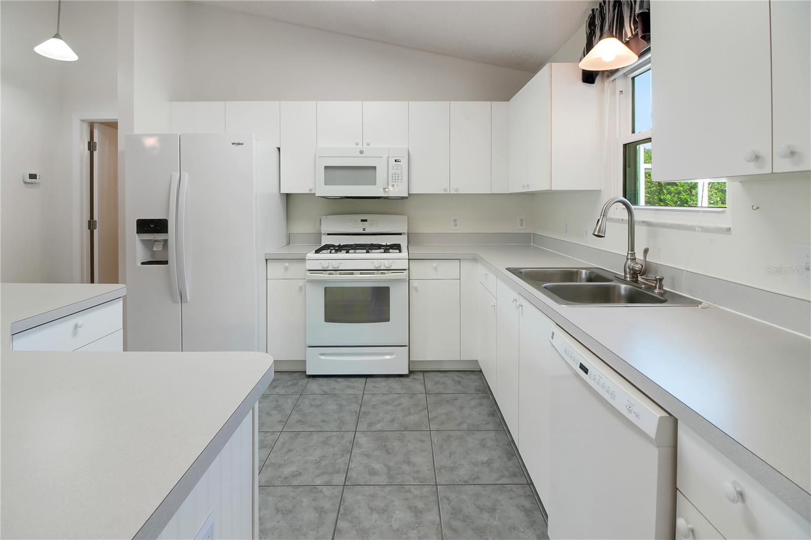 Image 26 of 52 For 17707 92nd Grantham Terrace
