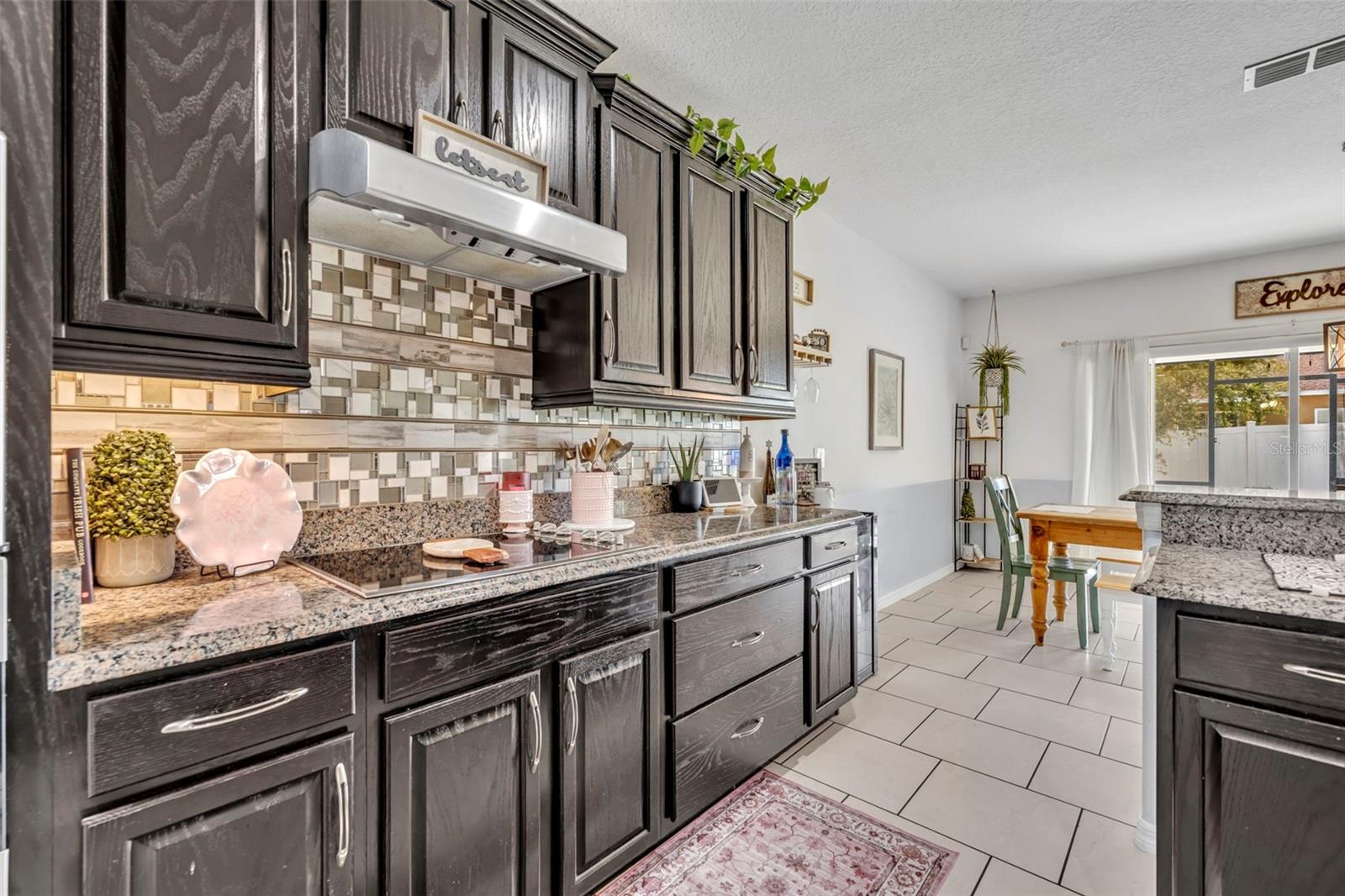 Image 18 of 33 For 10234 Lenox Street
