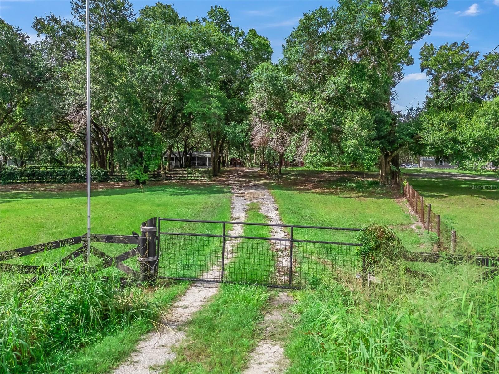 Image 37 of 37 For 17070 173rd Terrace Road