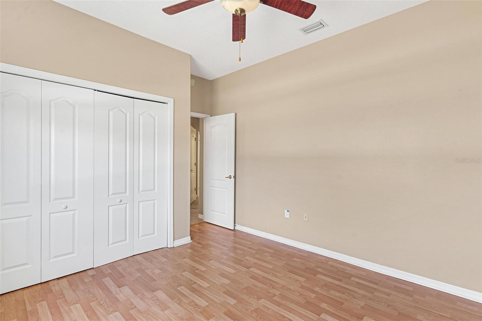 Image 27 of 41 For 2298 Knollwood Drive