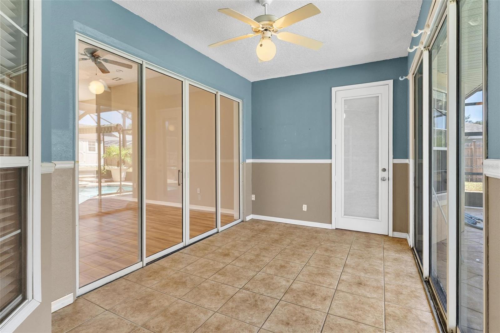 Image 31 of 41 For 2298 Knollwood Drive