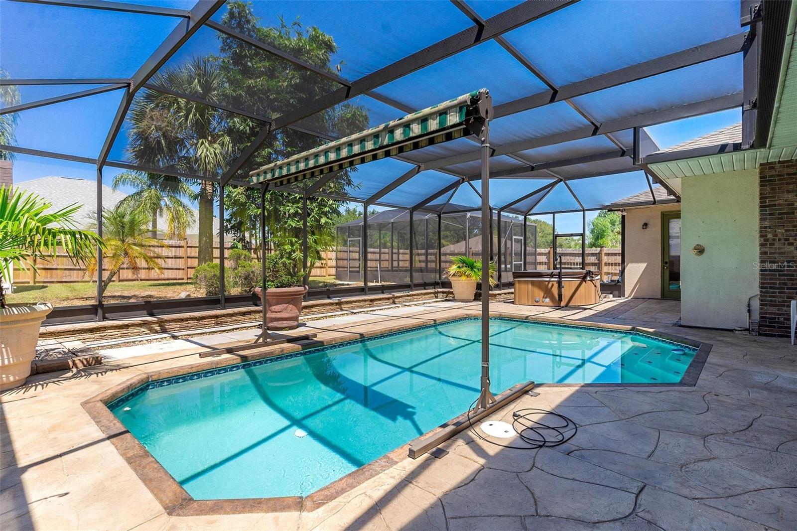Image 33 of 41 For 2298 Knollwood Drive