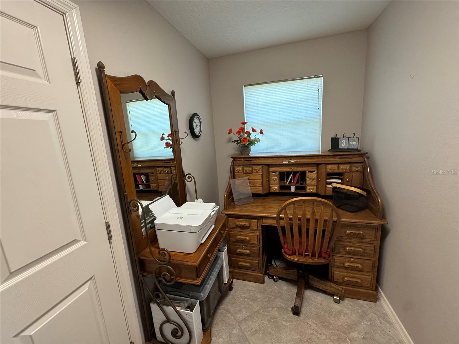 Image 15 of 21 For 2929 French Oak Avenue