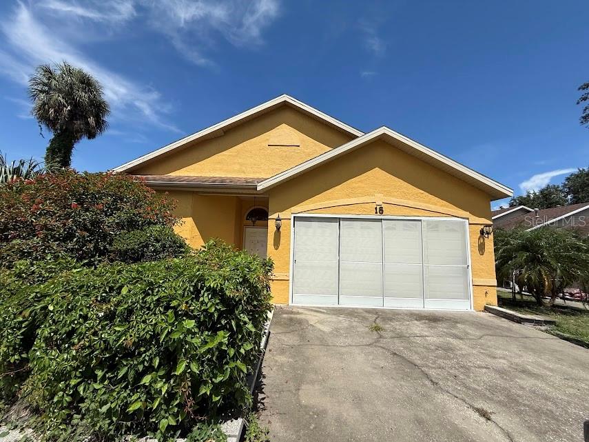 Listing Details for 18 Ginger Circle, LEESBURG, FL 34748