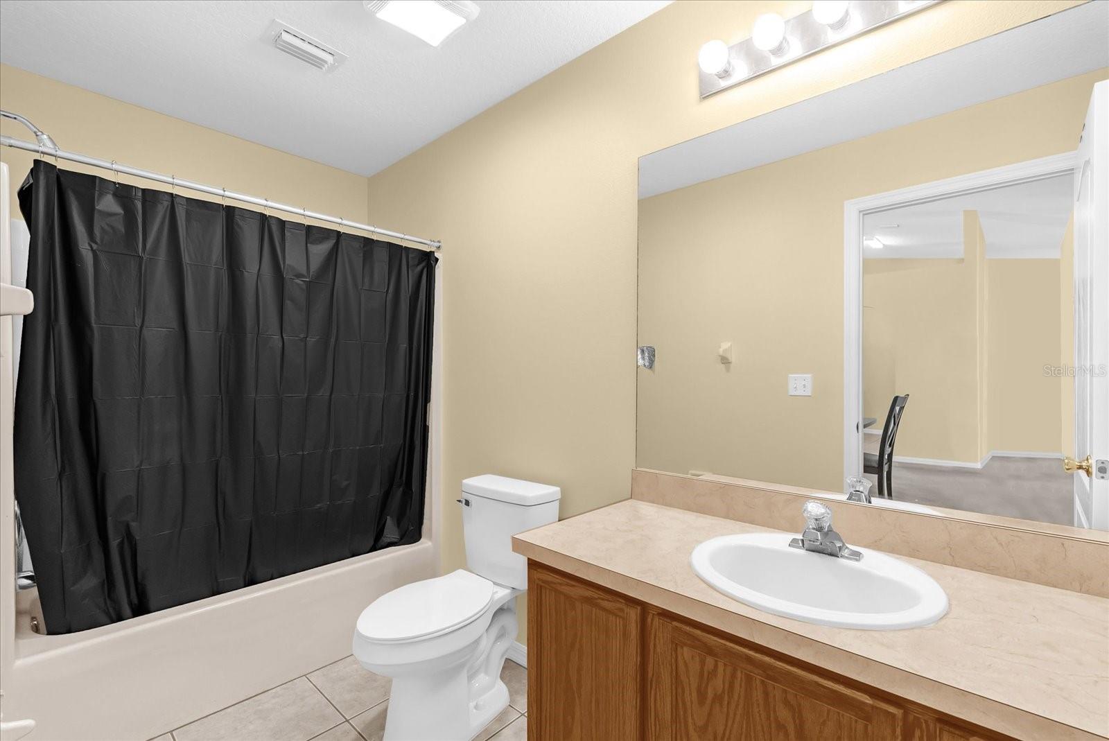 Image 18 of 28 For 637 Harbor Villa Court