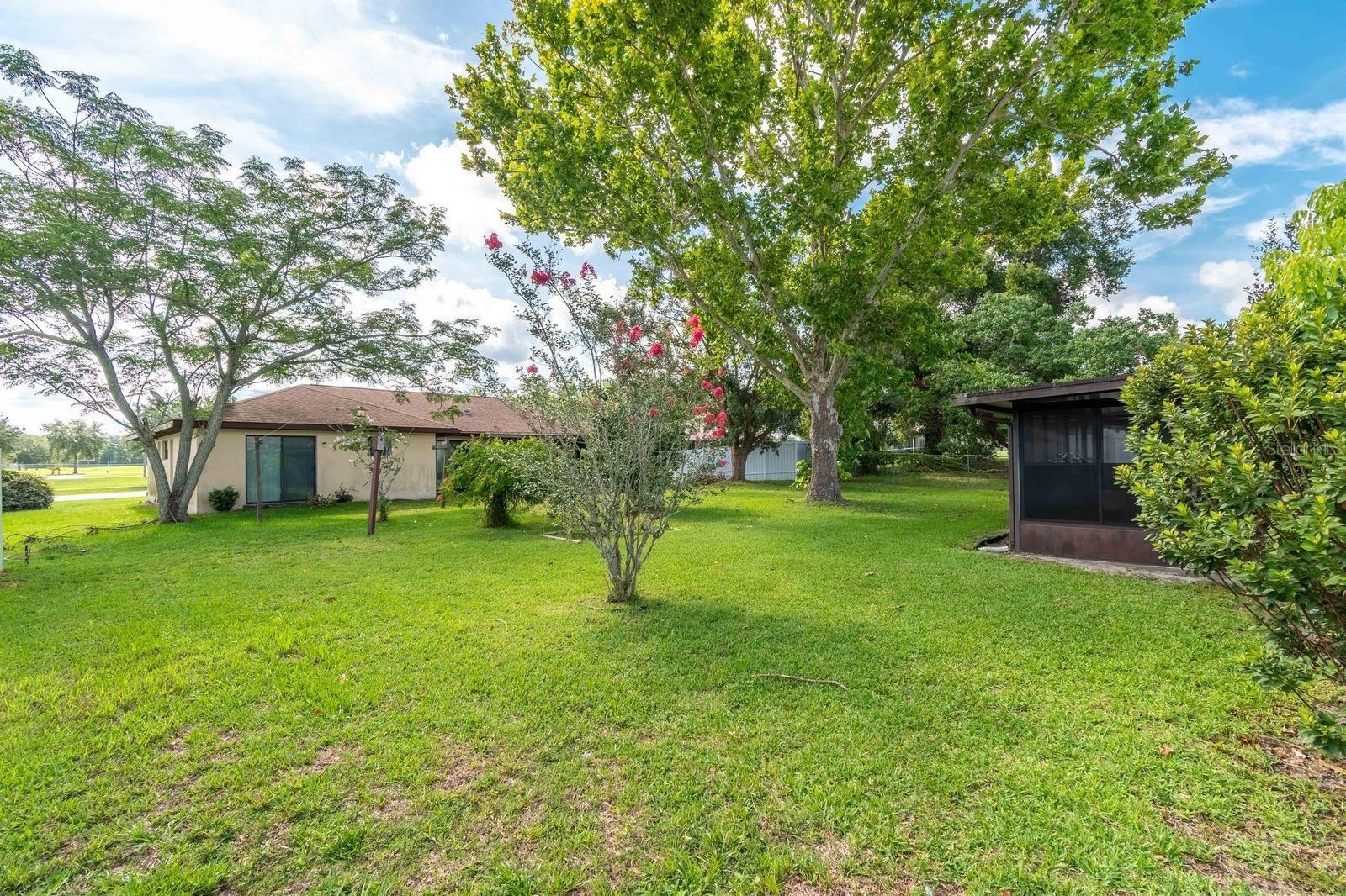 Image 32 of 37 For 15083 43rd Terrace Road
