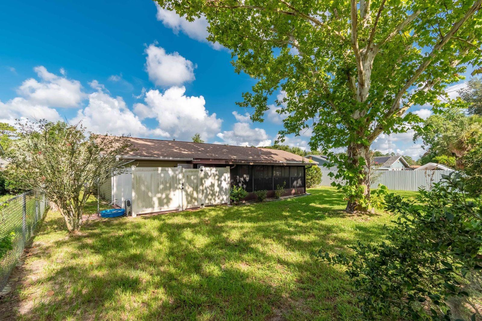 Image 36 of 37 For 15083 43rd Terrace Road
