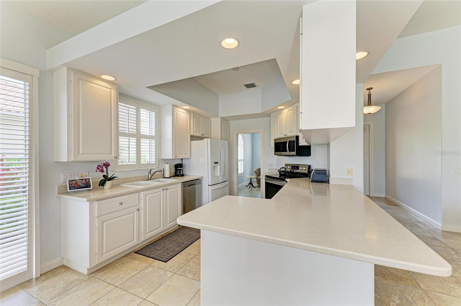 Image 16 of 59 For 5827 Benevento Drive