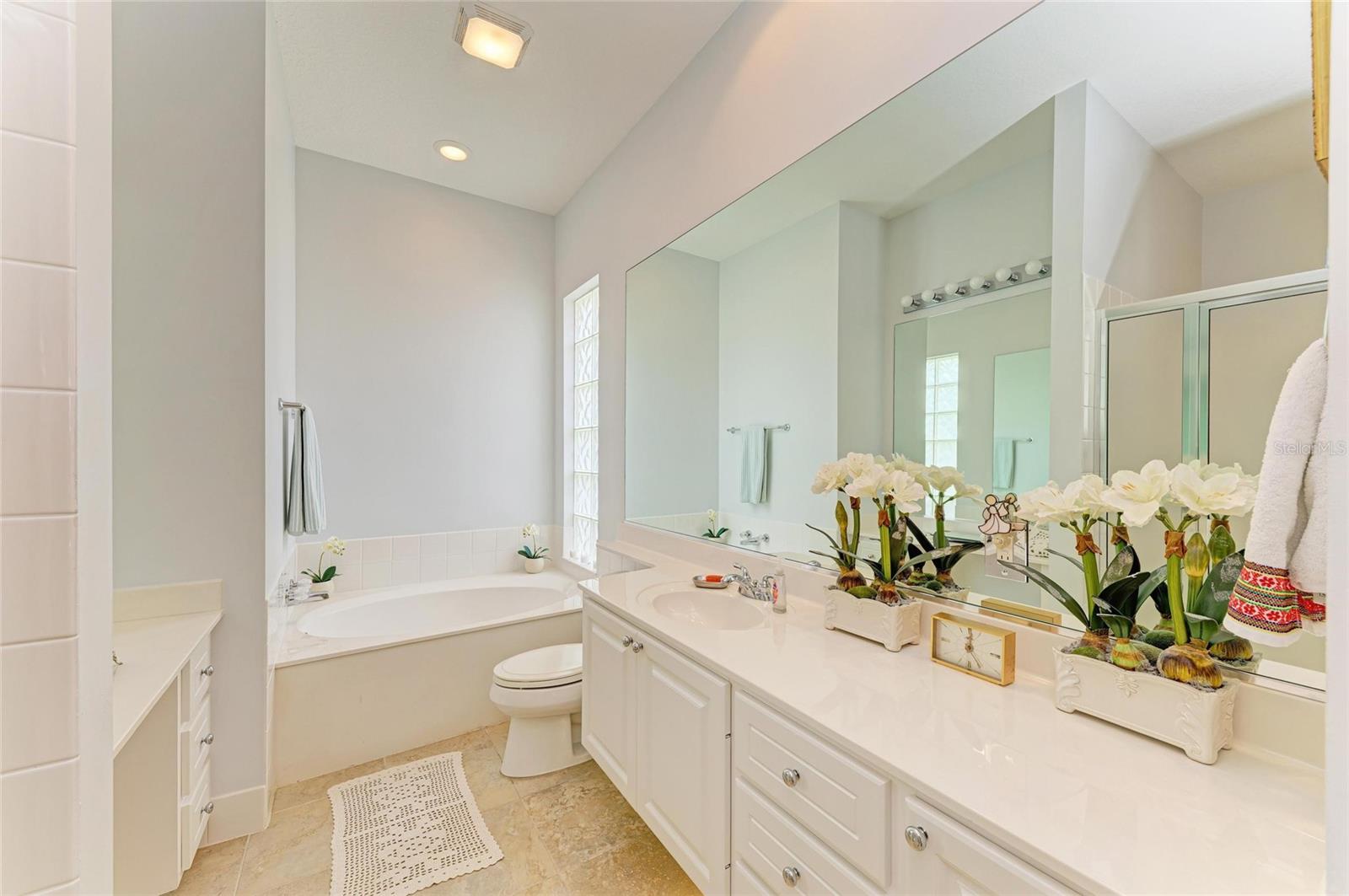 Image 31 of 59 For 5827 Benevento Drive