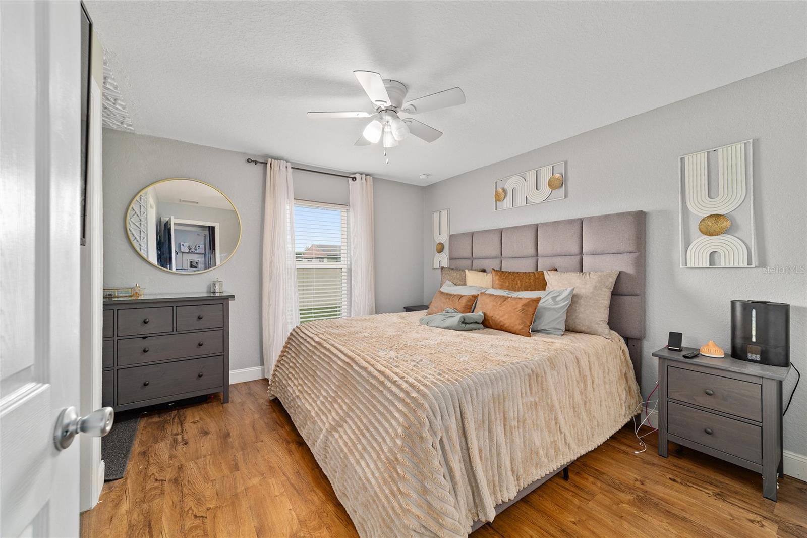 Image 10 of 21 For 2711 17th Circle