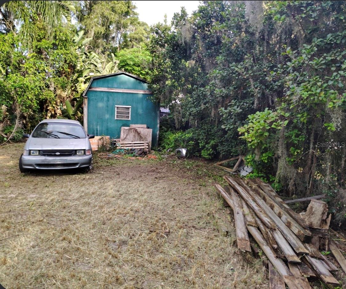 Image 18 of 25 For 17137 Arrow Head Boulevard
