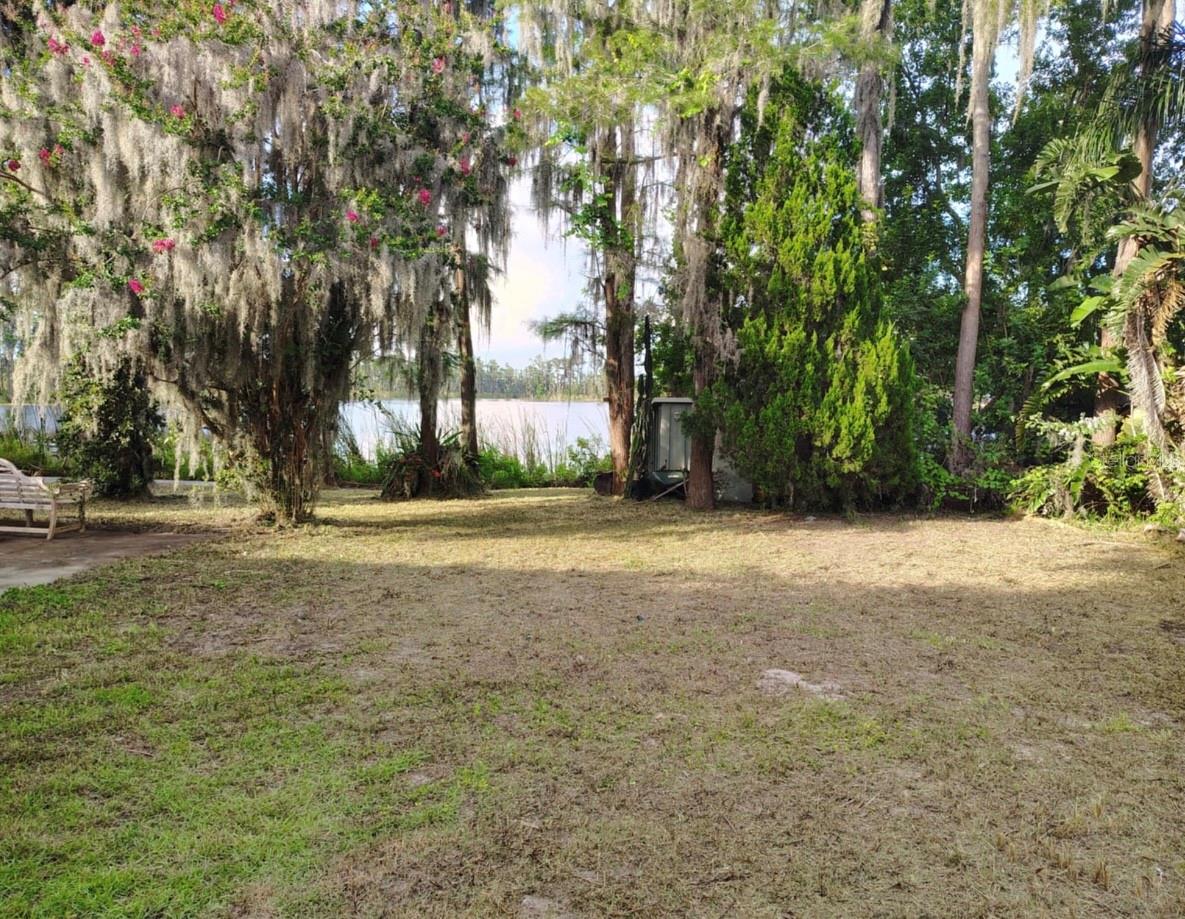 Image 21 of 25 For 17137 Arrow Head Boulevard