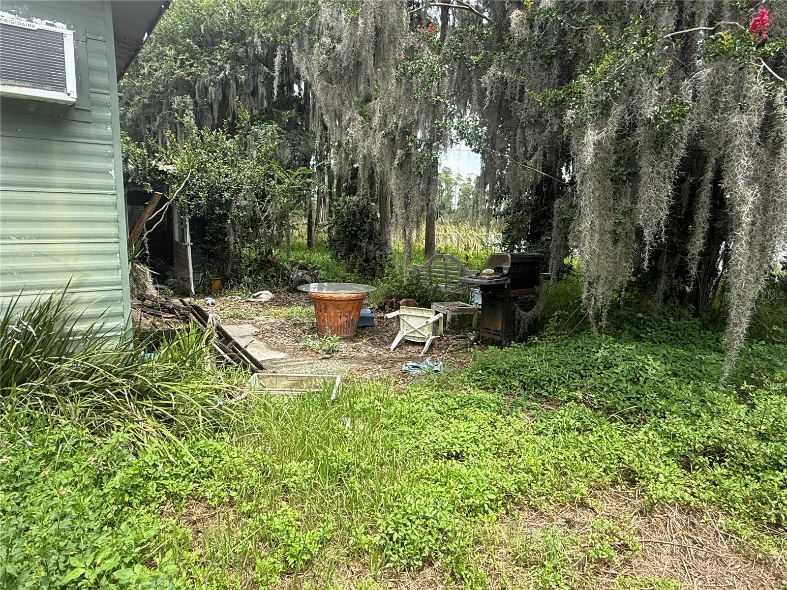 Image 6 of 25 For 17137 Arrow Head Boulevard