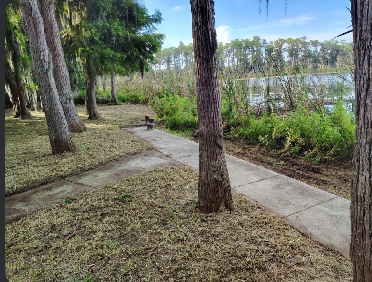 Image 9 of 25 For 17137 Arrow Head Boulevard