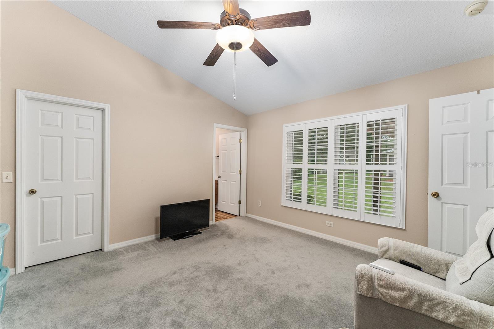 Image 22 of 37 For 2121 Vindale Road