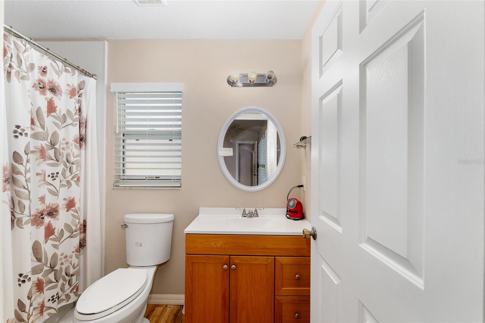 Image 23 of 37 For 2121 Vindale Road
