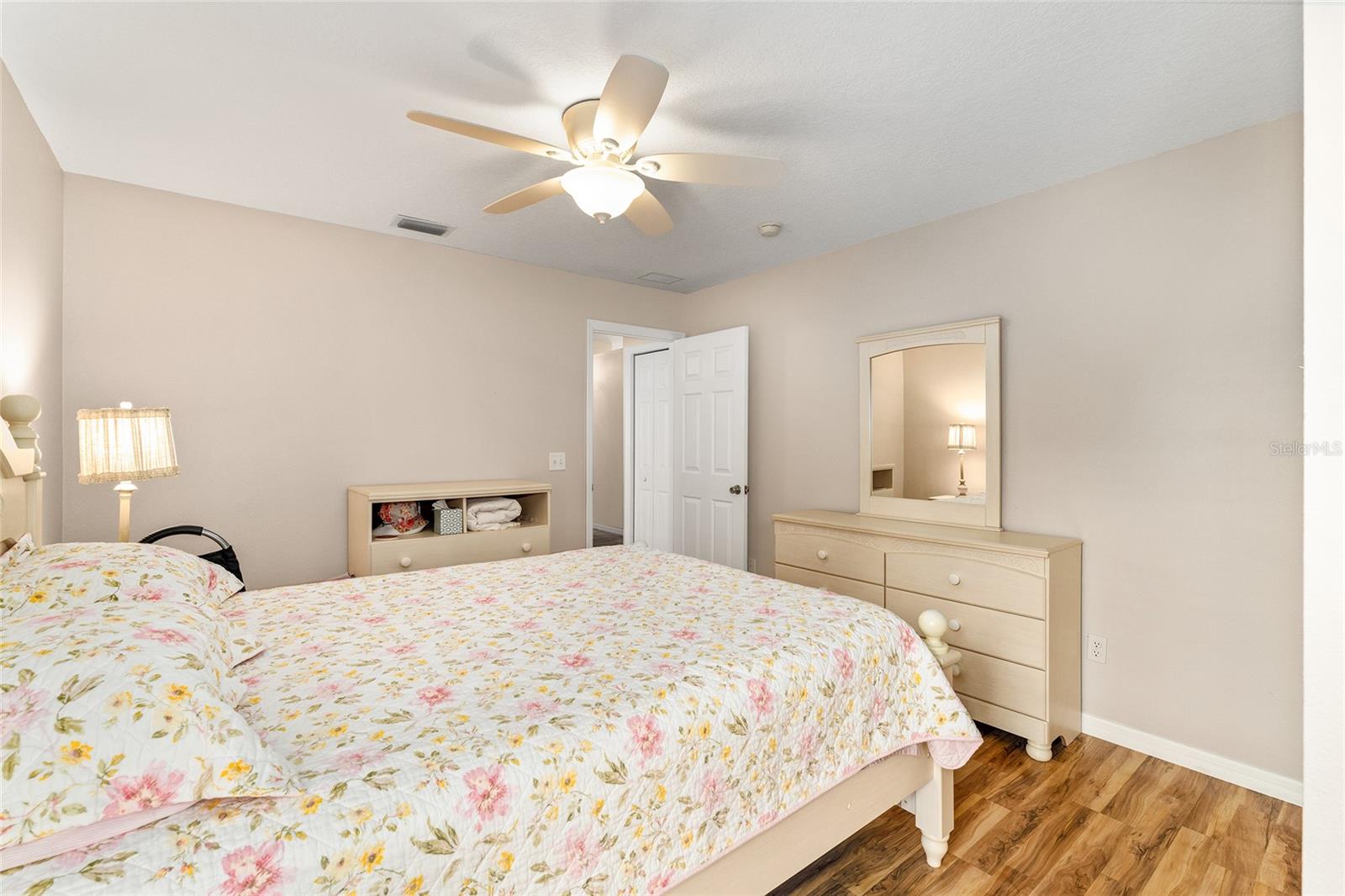 Image 31 of 37 For 2121 Vindale Road
