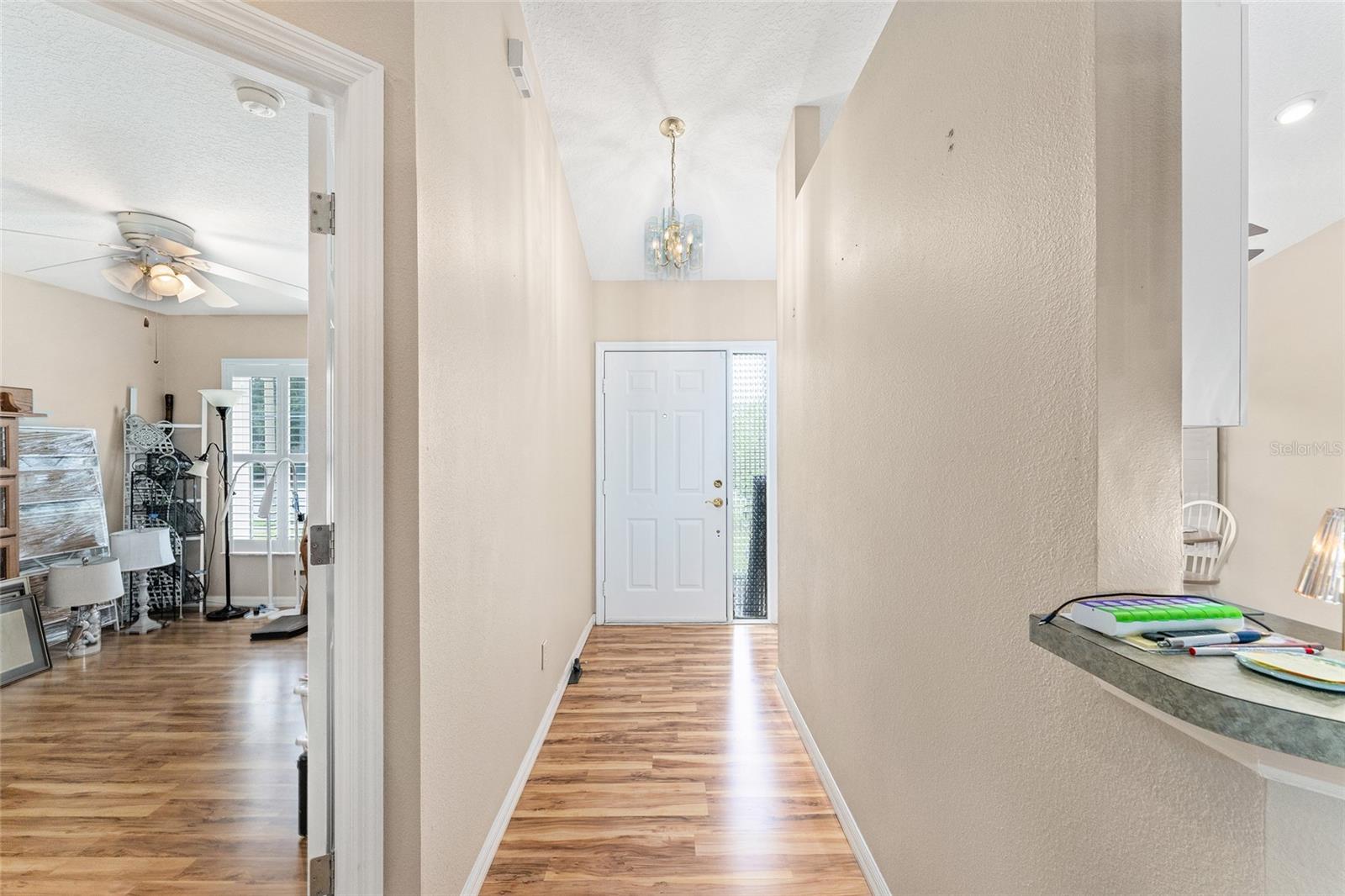 Image 6 of 37 For 2121 Vindale Road