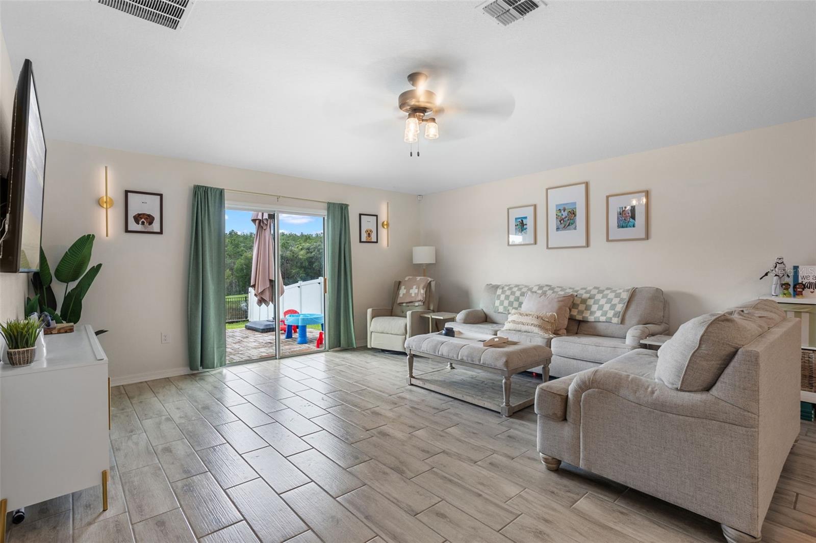 Image 10 of 40 For 5460 Limestone Street