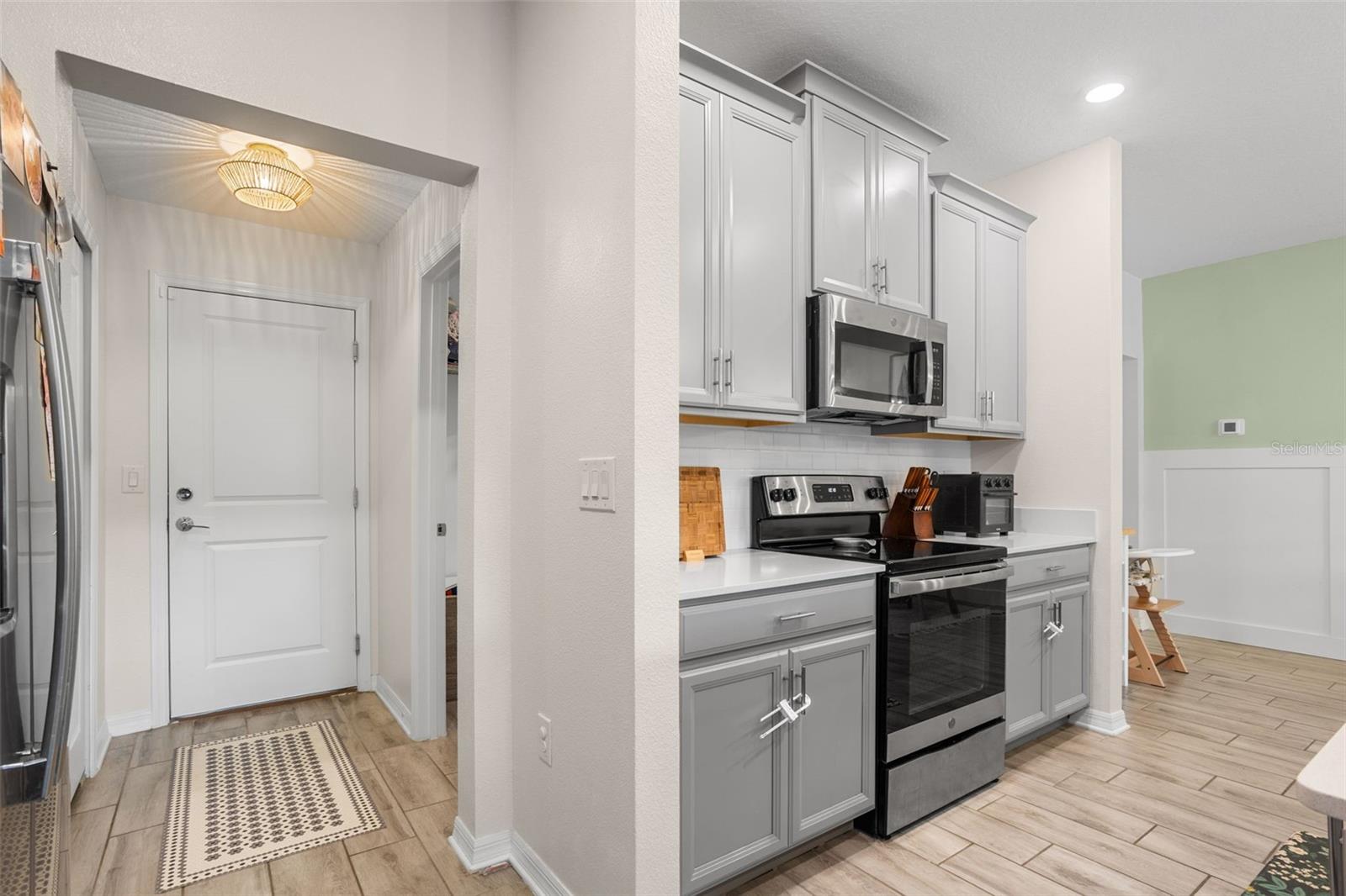 Image 16 of 40 For 5460 Limestone Street