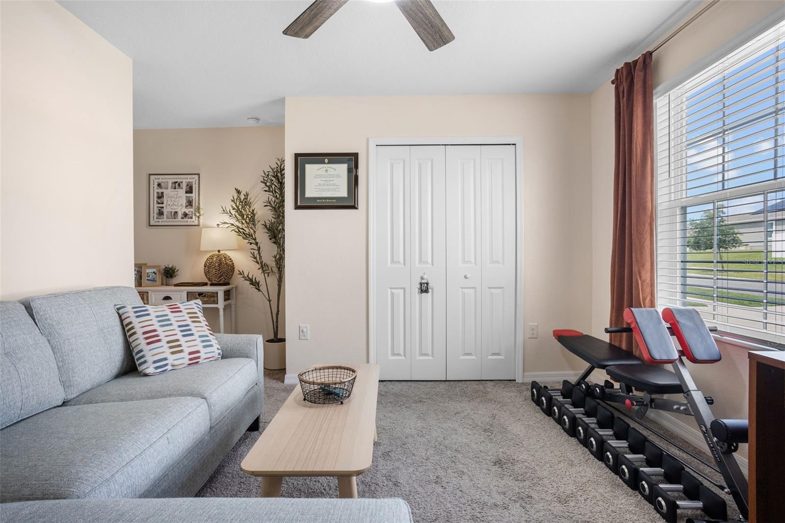 Image 19 of 40 For 5460 Limestone Street