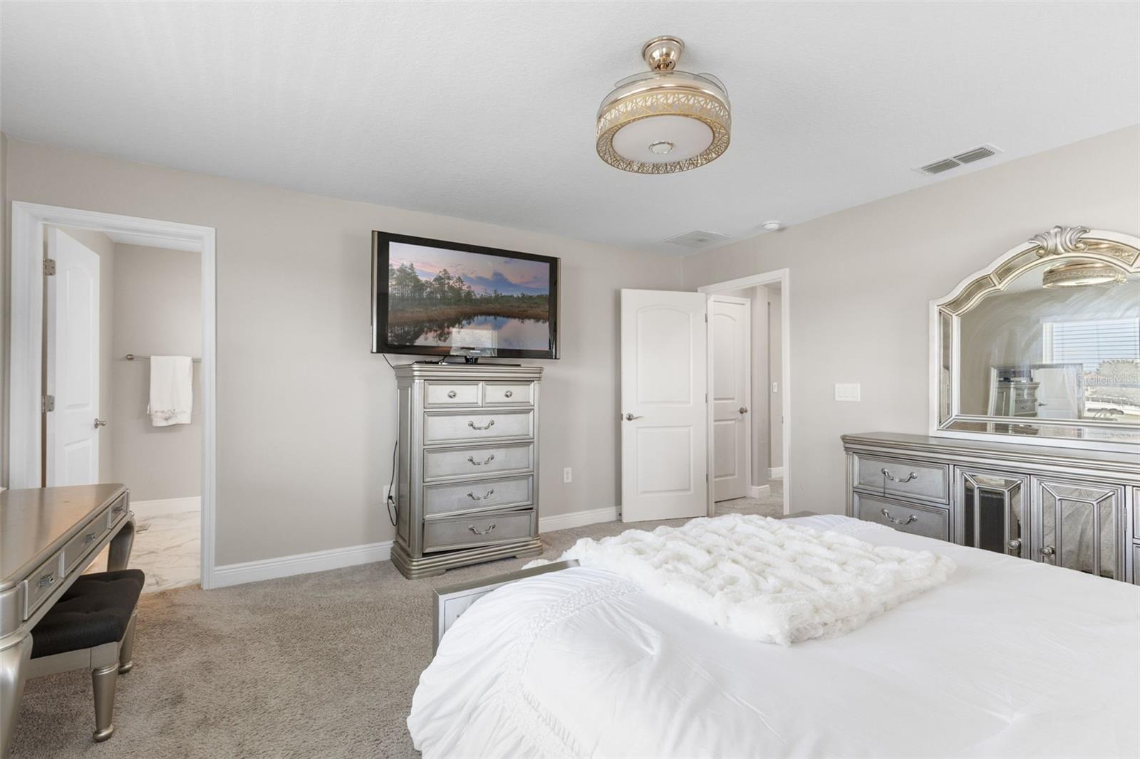Image 24 of 38 For 31707 Broadwater Avenue