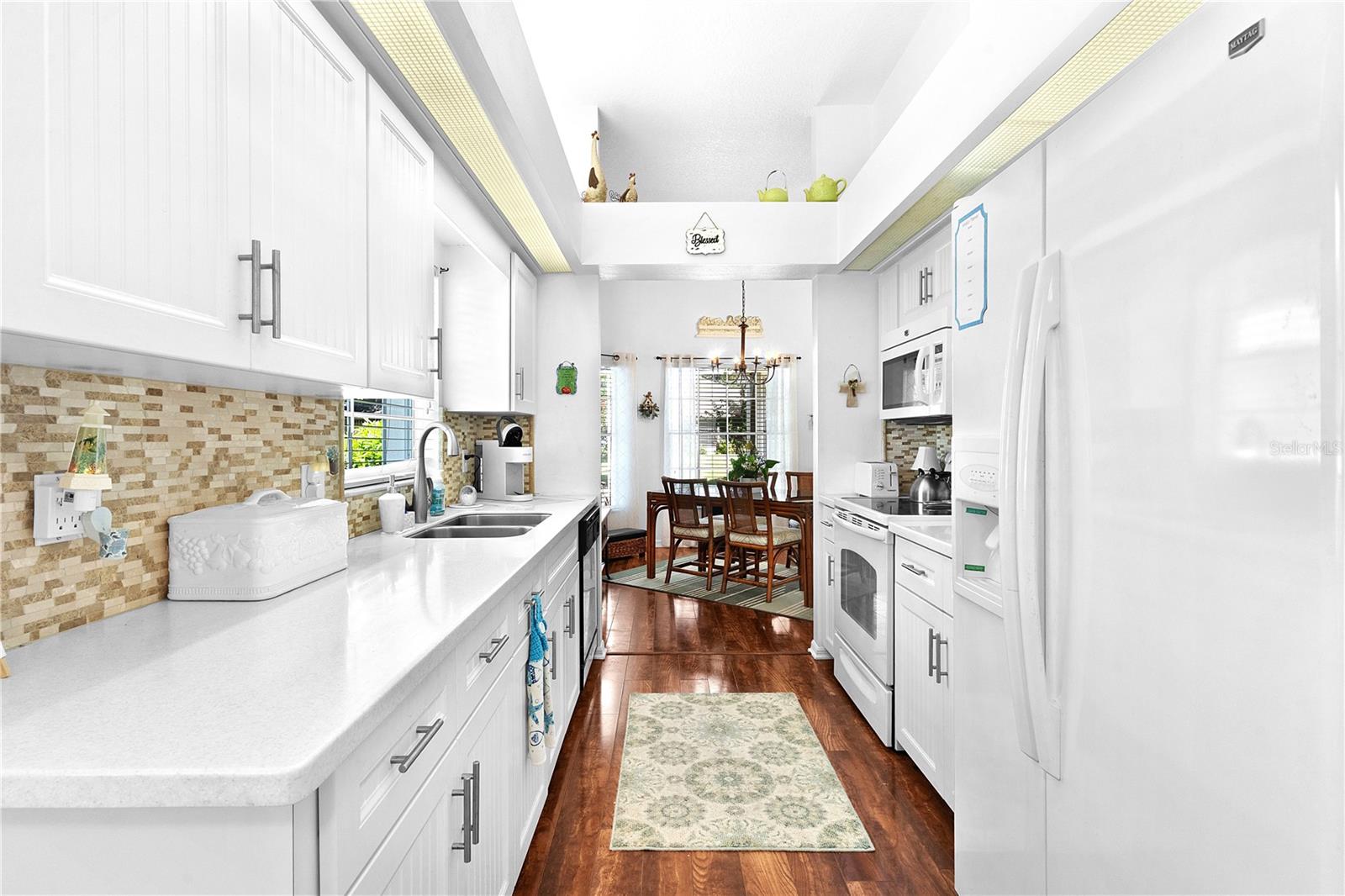 Image 10 of 34 For 401 Baytree Boulevard