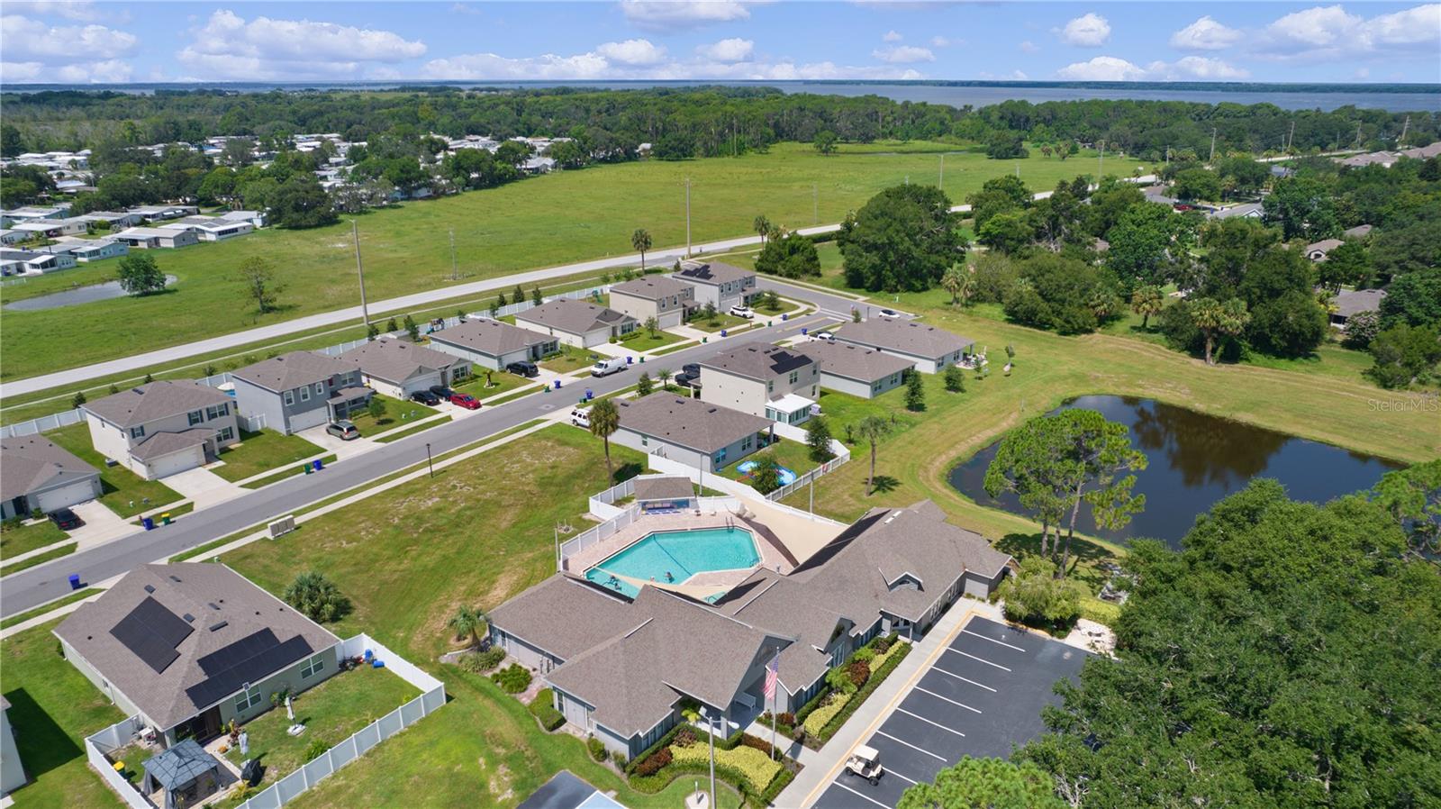 Image 33 of 34 For 401 Baytree Boulevard
