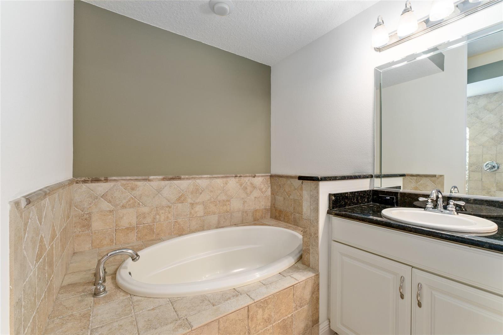 Image 40 of 78 For 1185 Noble Way