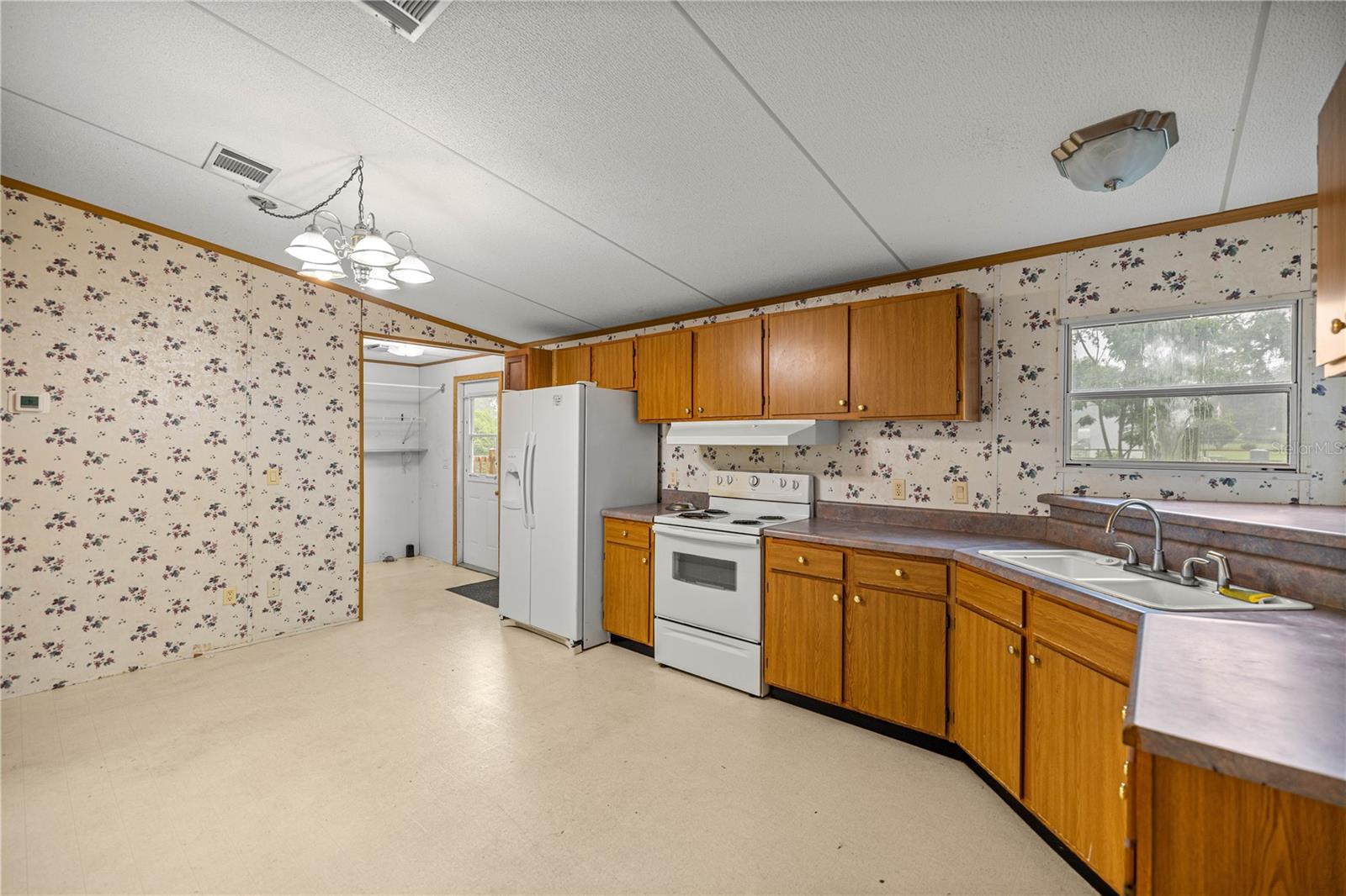 Image 12 of 36 For 4975 145th Place