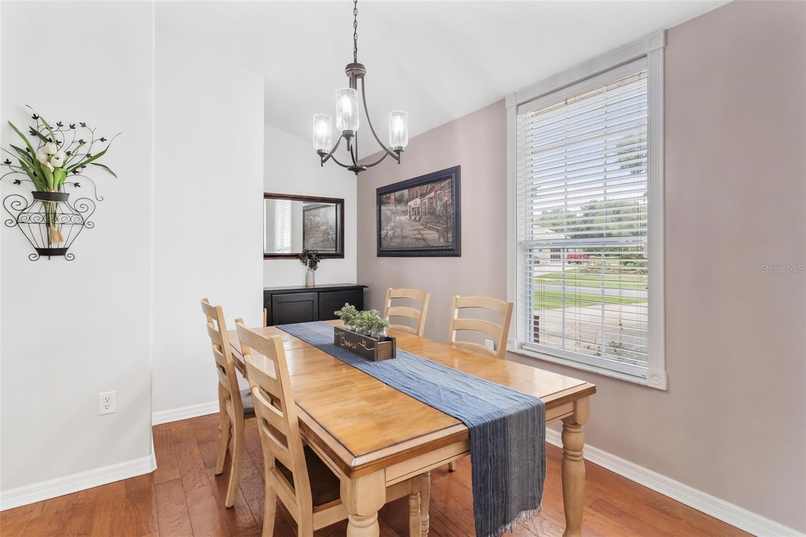 Image 10 of 41 For 1642 Hickory Ridge Drive
