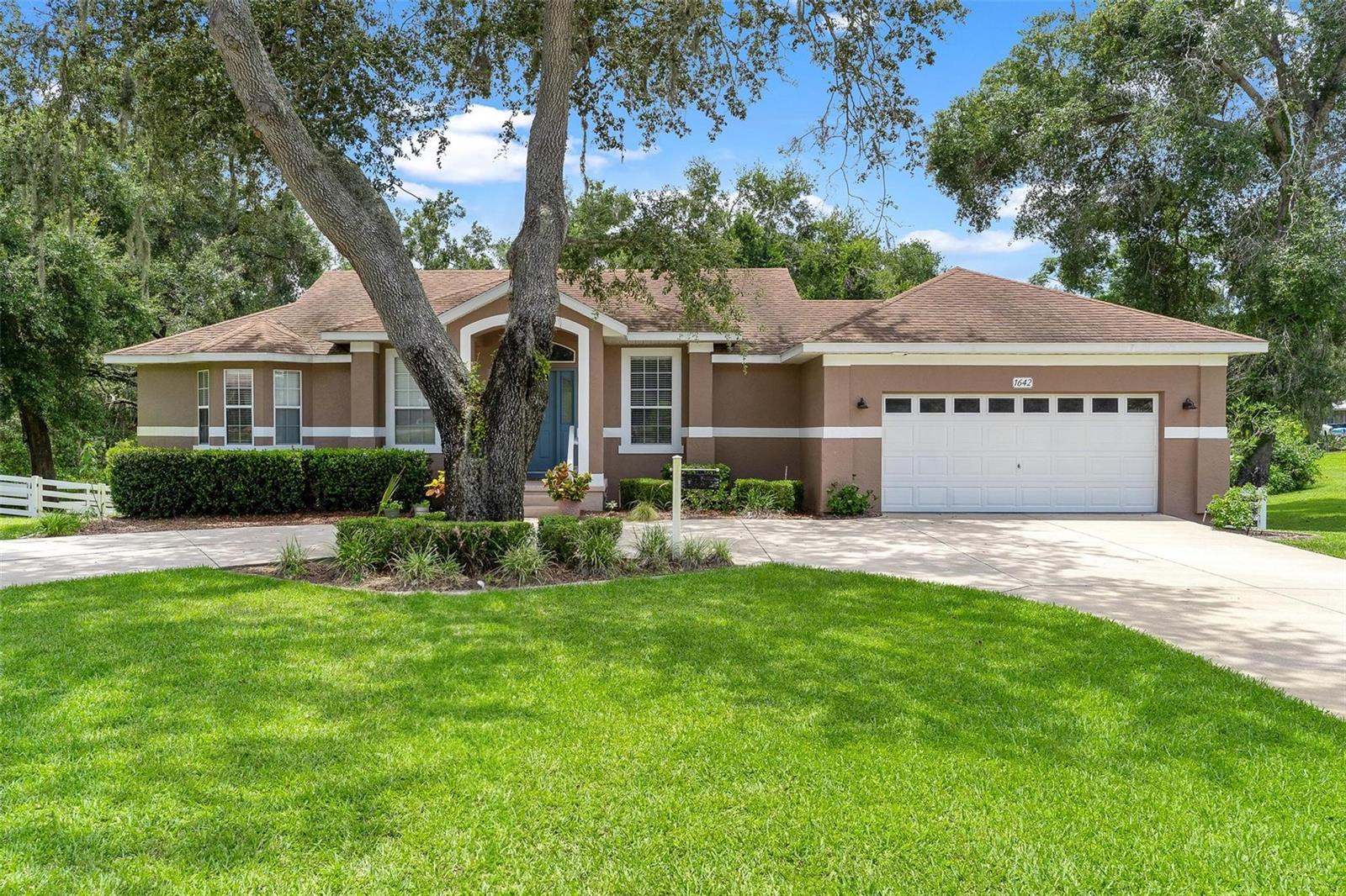 Image 2 of 41 For 1642 Hickory Ridge Drive