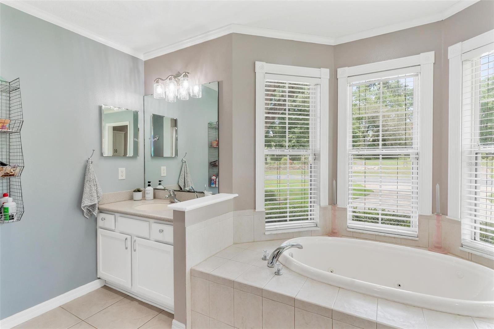 Image 25 of 41 For 1642 Hickory Ridge Drive