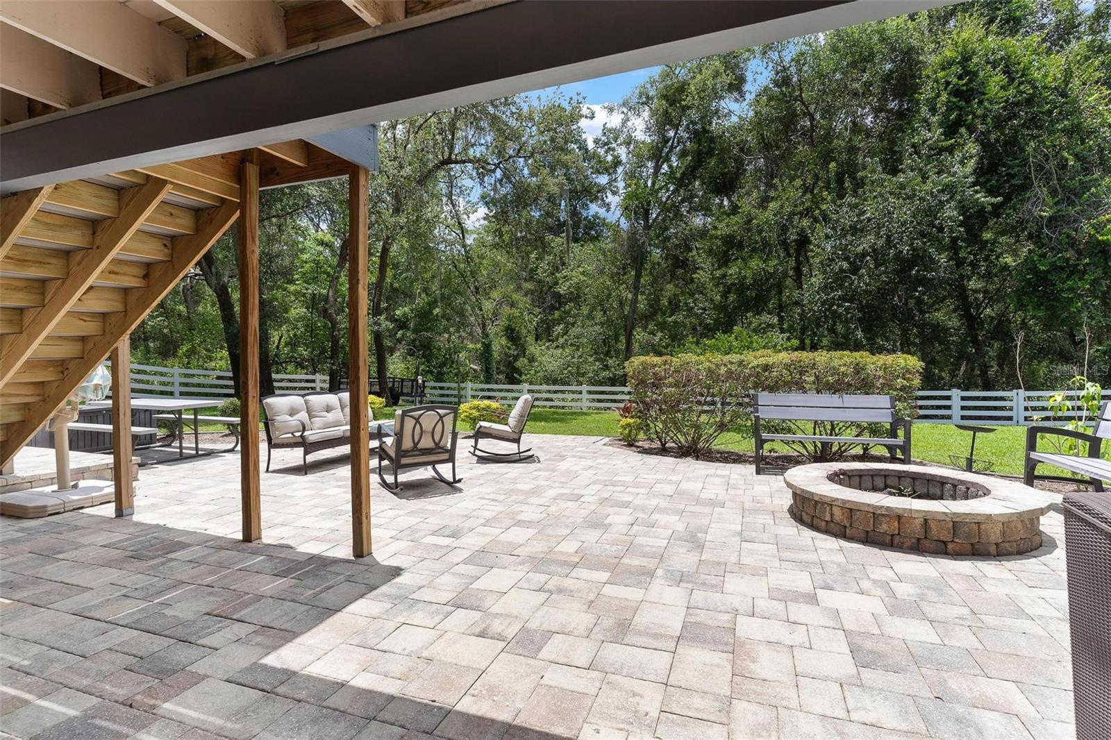 Image 35 of 41 For 1642 Hickory Ridge Drive