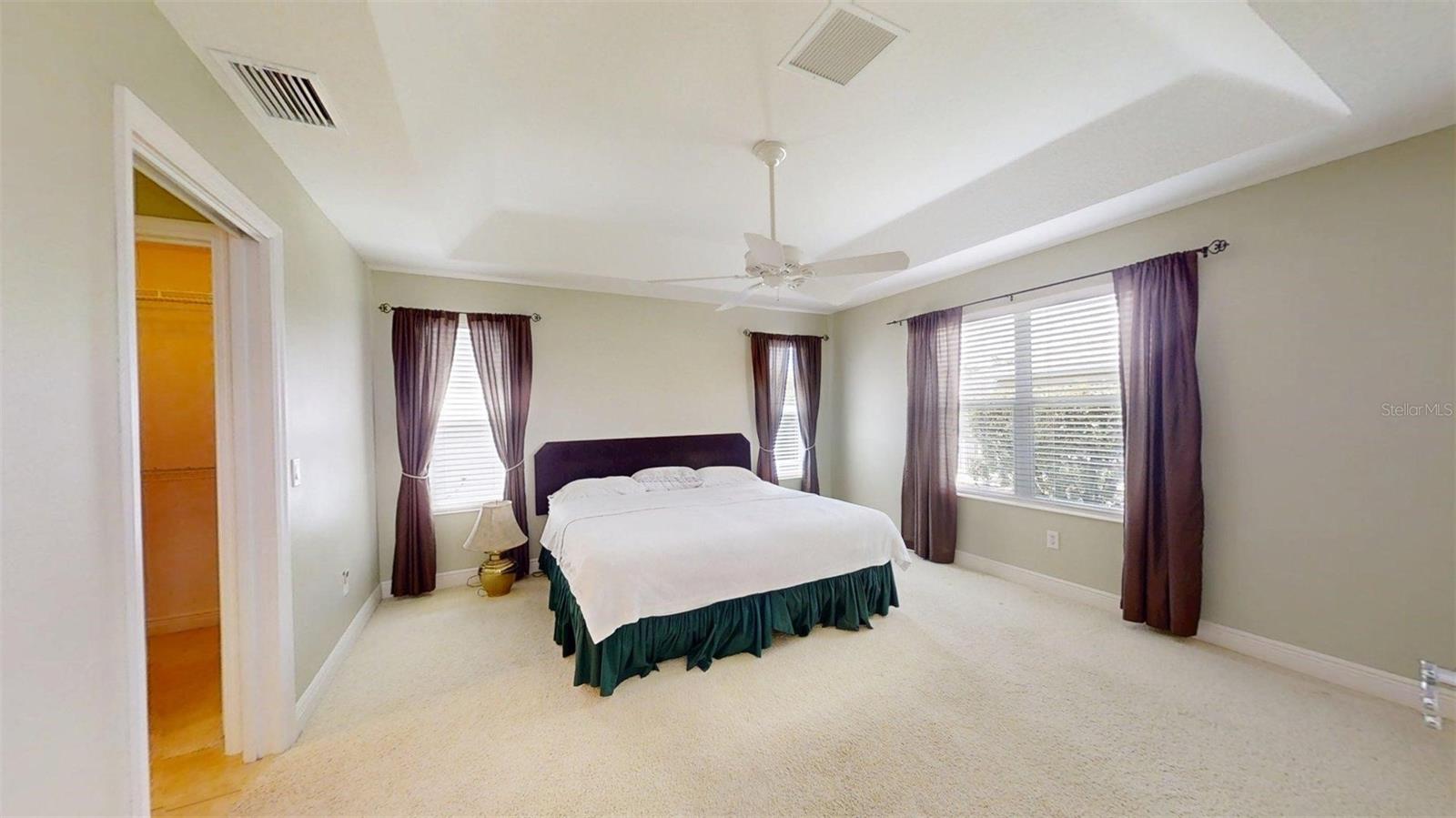 Image 21 of 49 For 665 Surfside Lane