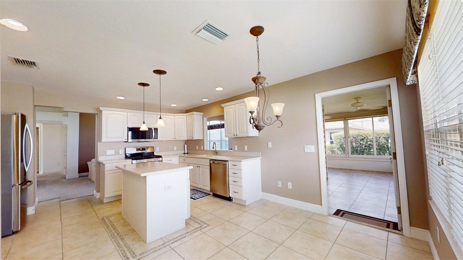 Image 41 of 49 For 665 Surfside Lane