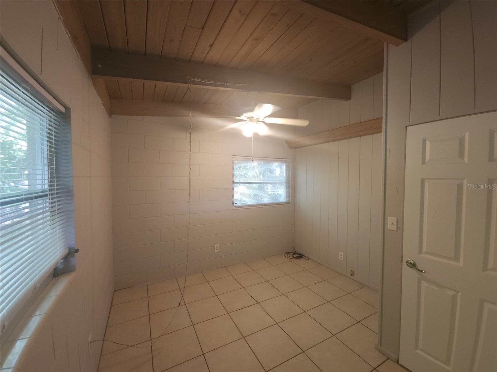 Image 11 of 17 For 1426 Disston Avenue 3